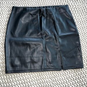 Leather pencil skirt with slit